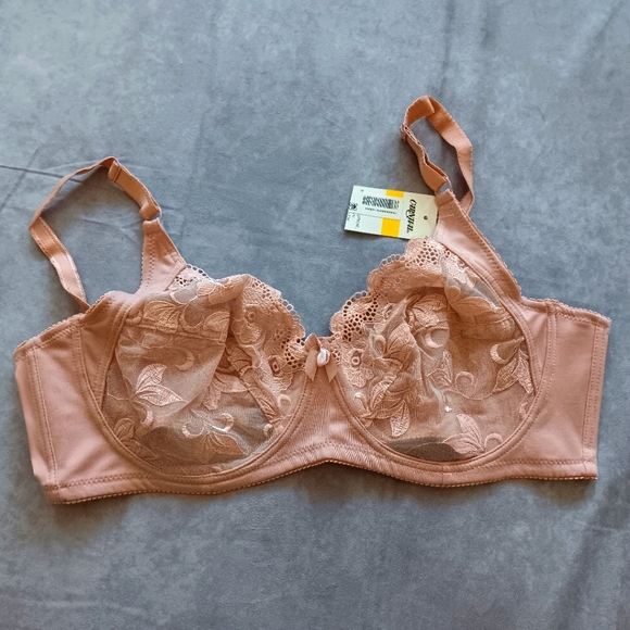 NWT Carnival Bra - Picture 1 of 9